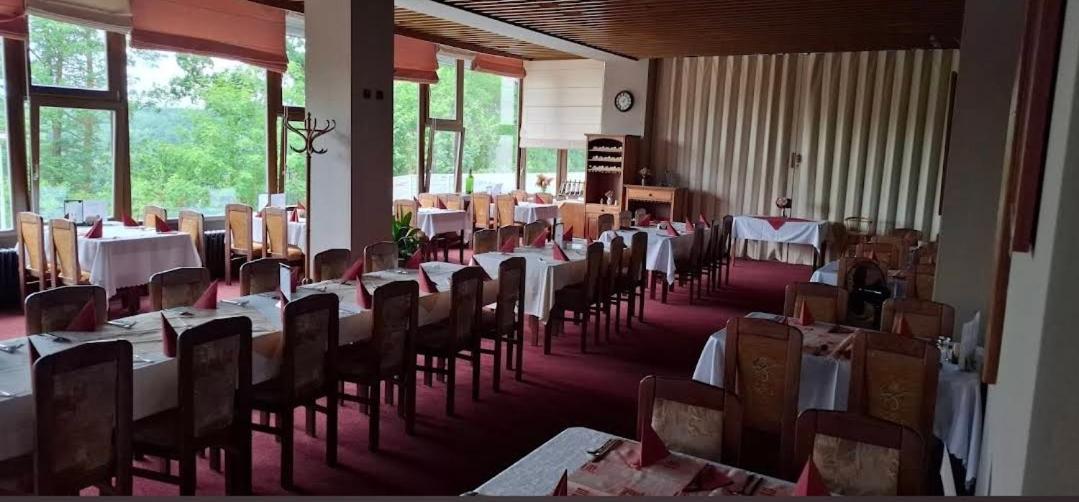 Resort Hotel Zvikov Zvíkovské Podhradí Bagian luar foto
