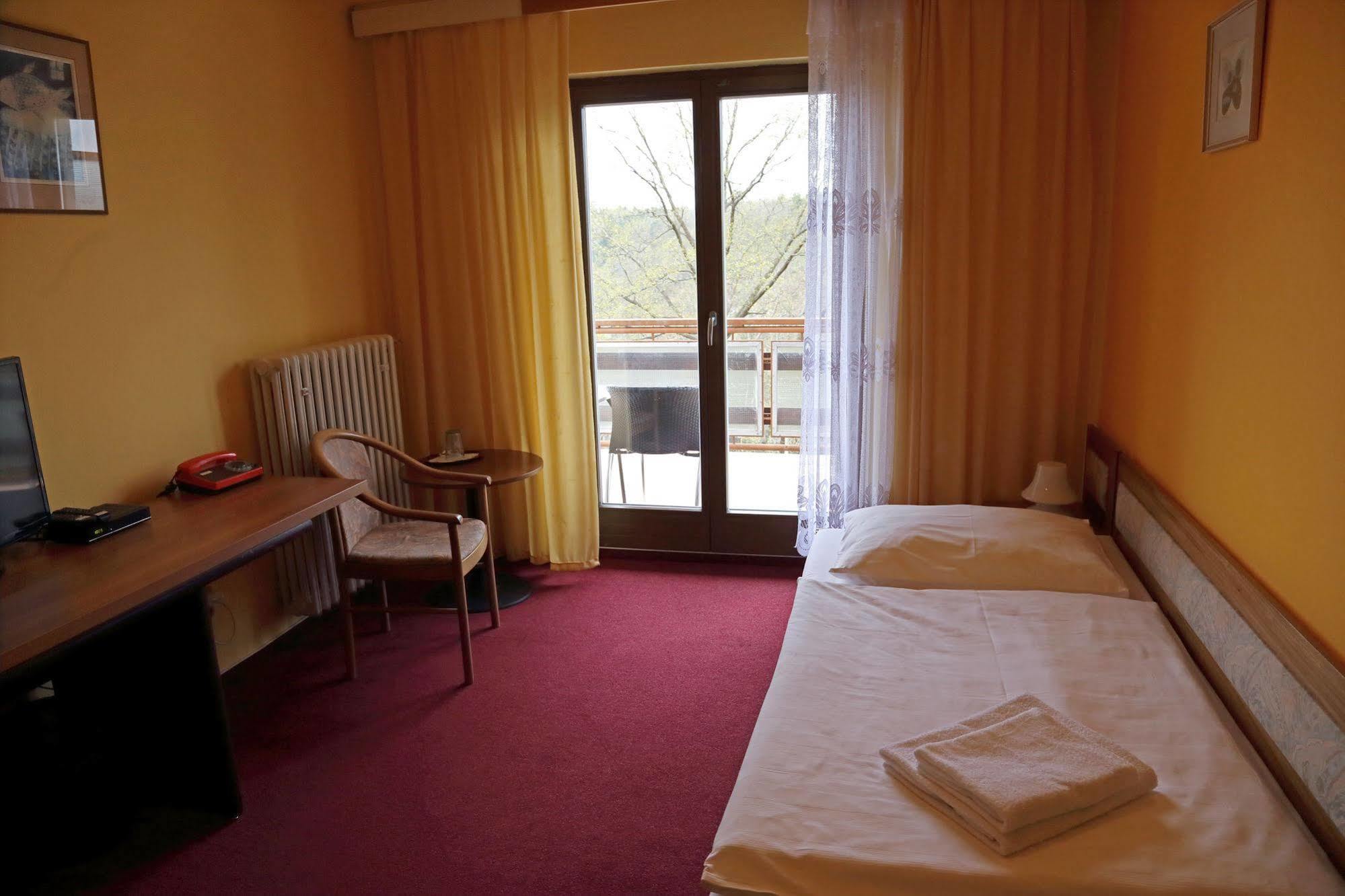 Resort Hotel Zvikov Zvíkovské Podhradí Bagian luar foto
